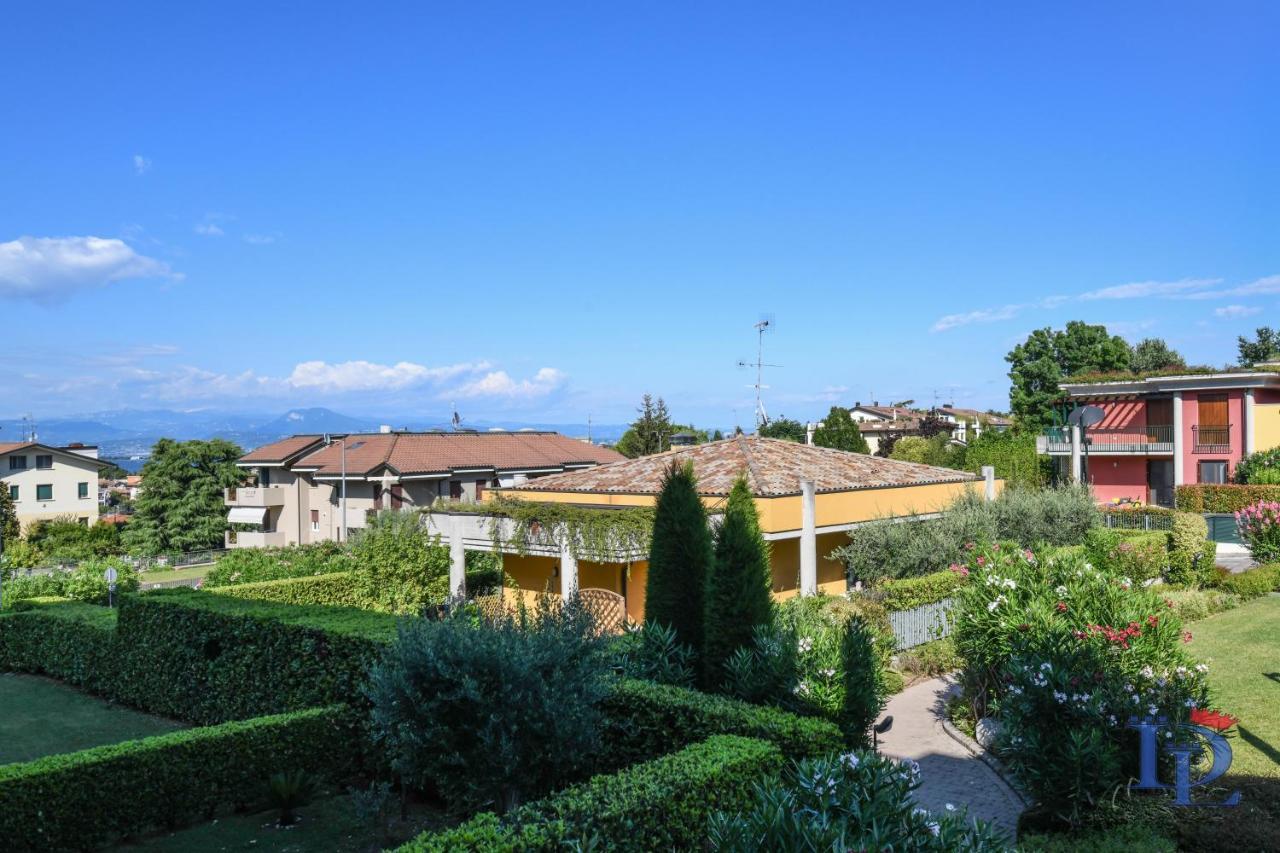 Desenzanoloft Official Partner Marriott Homes & Villas -Butterfly And 5 Pools Family Apartment Desenzano del Garda Exterior foto