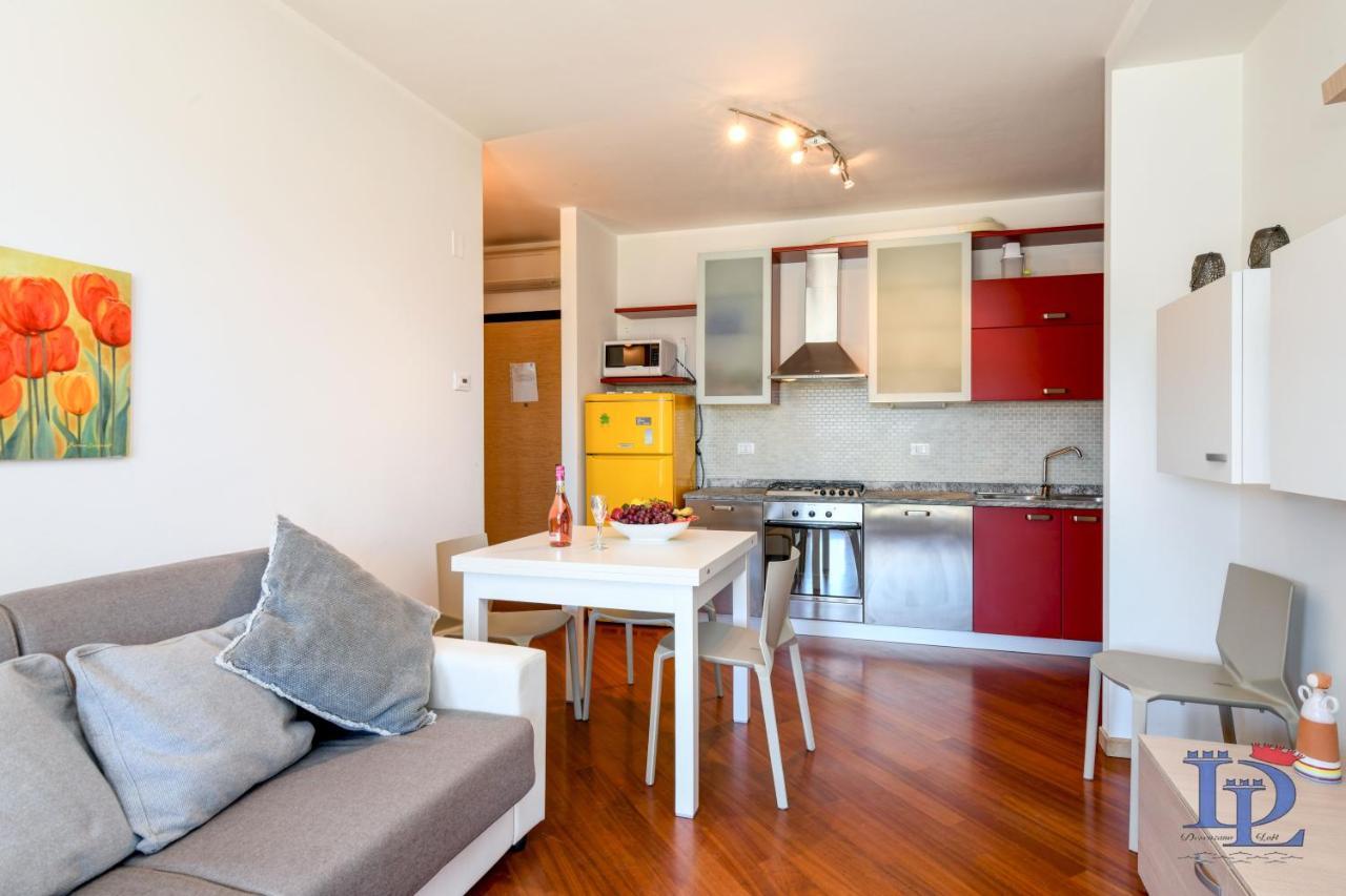 Desenzanoloft Official Partner Marriott Homes & Villas -Butterfly And 5 Pools Family Apartment Desenzano del Garda Exterior foto
