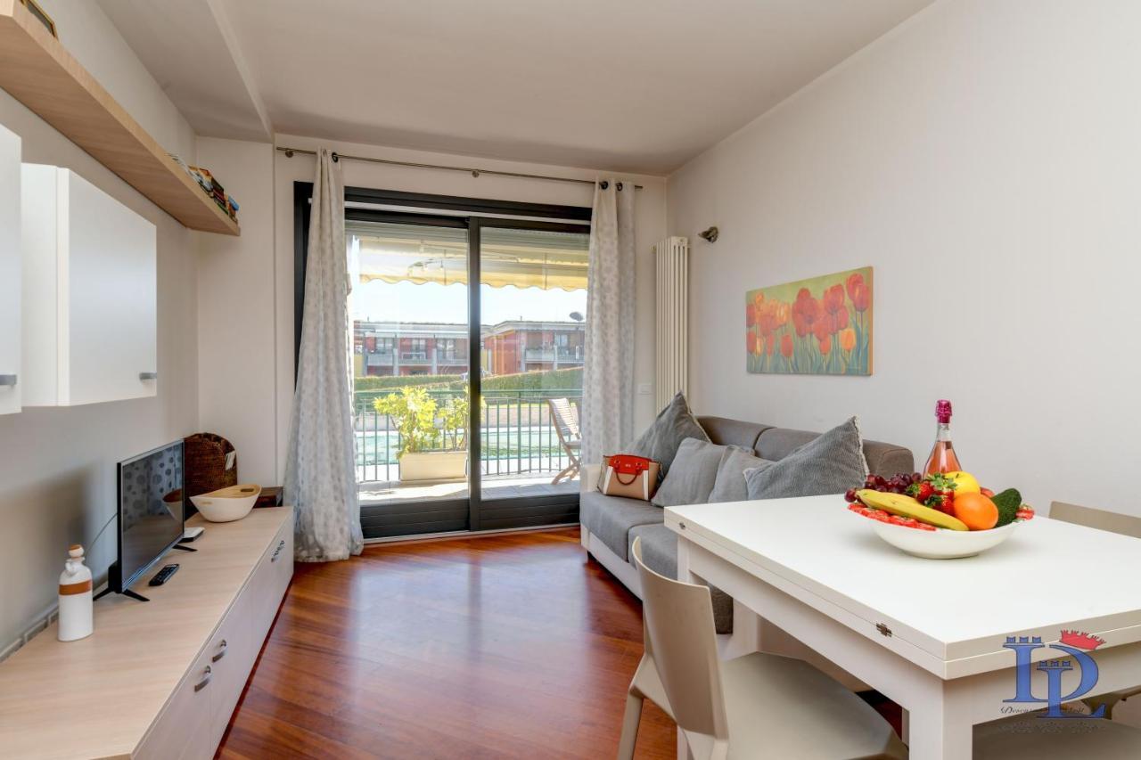 Desenzanoloft Official Partner Marriott Homes & Villas -Butterfly And 5 Pools Family Apartment Desenzano del Garda Exterior foto