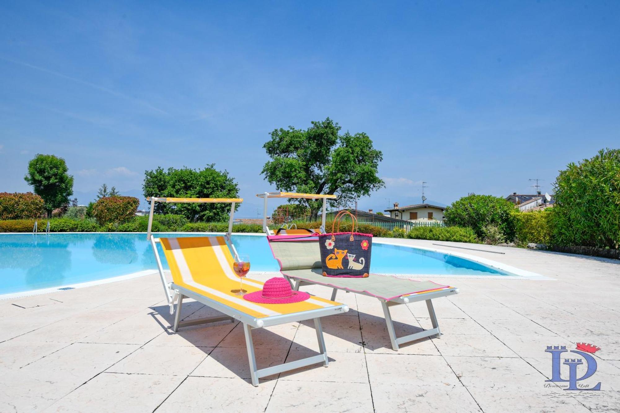 Desenzanoloft Official Partner Marriott Homes & Villas -Butterfly And 5 Pools Family Apartment Desenzano del Garda Exterior foto